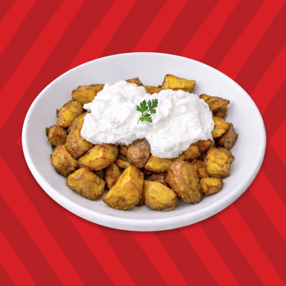 Crispy garlic potatoes topped with creamy garlic sauce